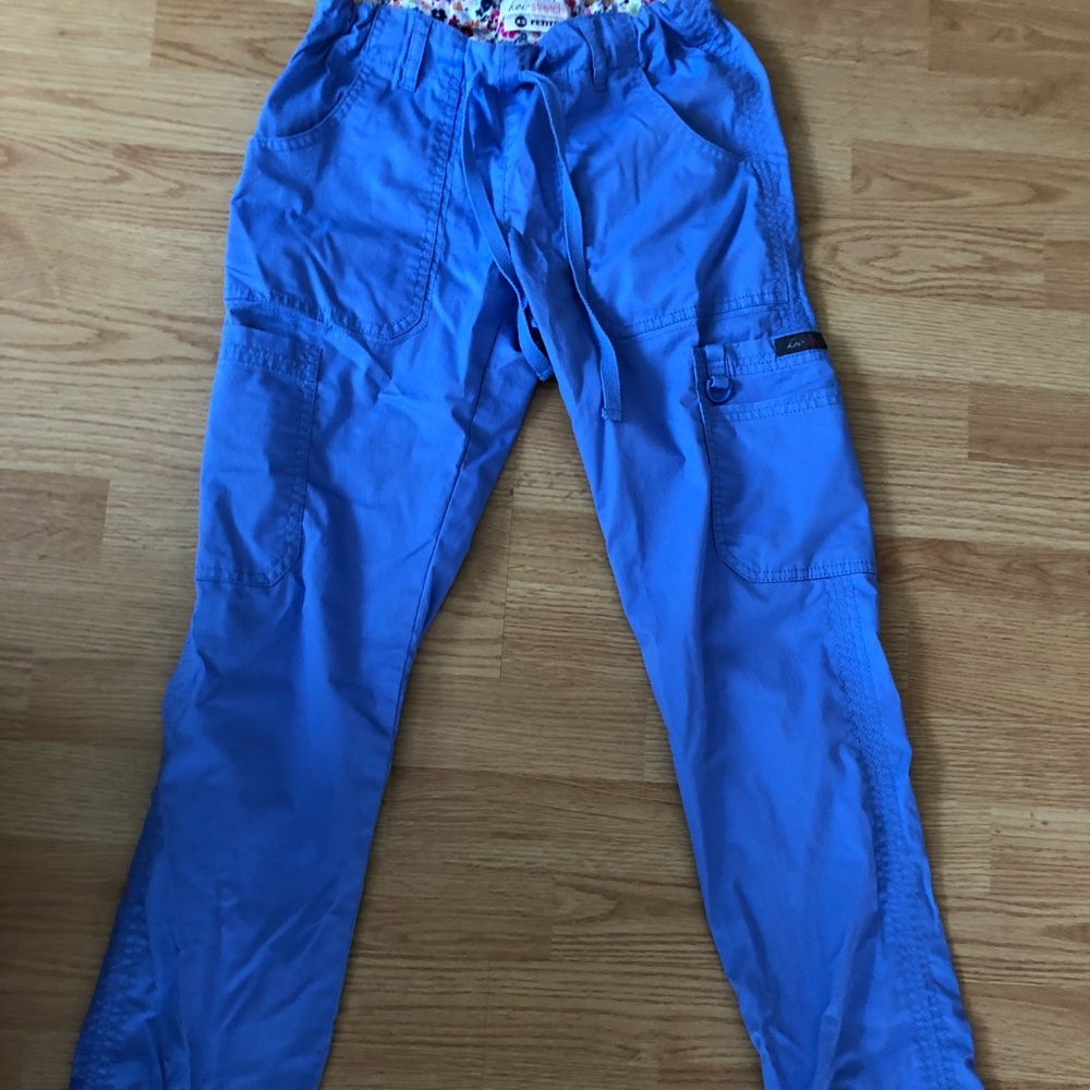 Koi Stretch Scrub pants. Xs petite